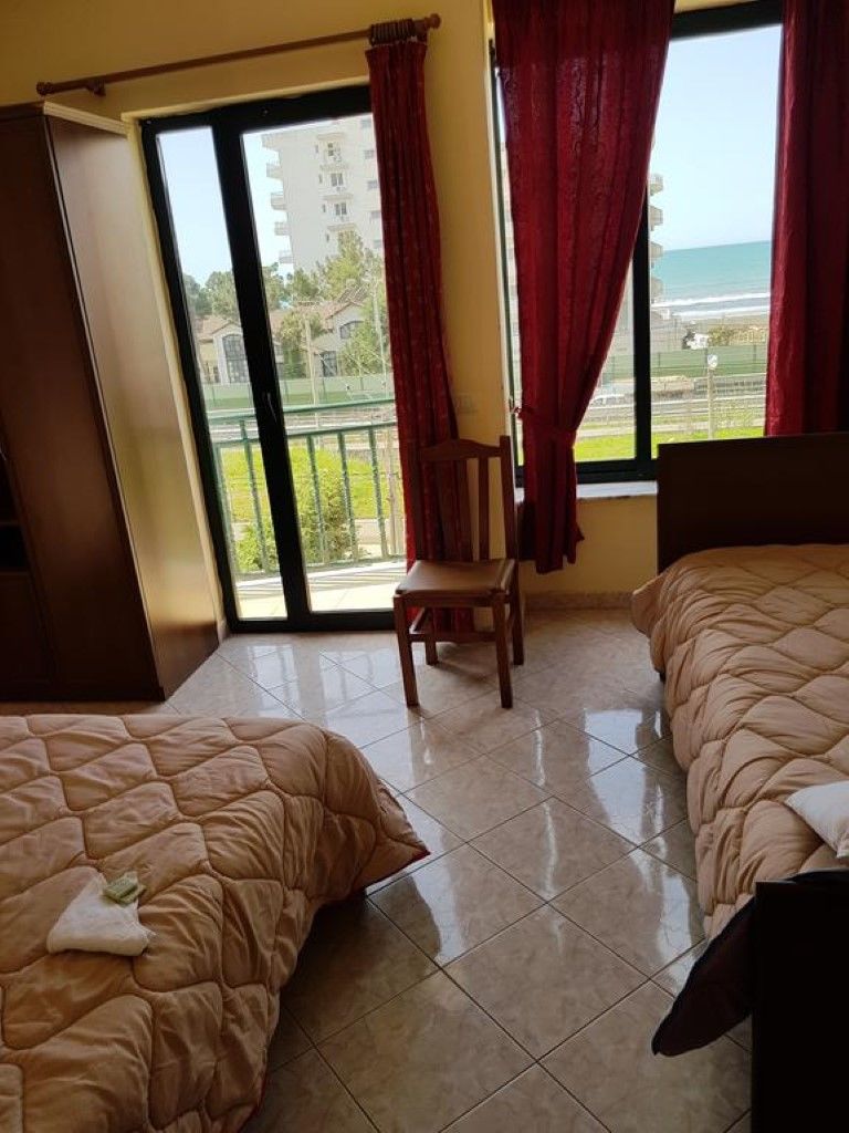 Sanremo Hotel Restorant Shkallnur Exterior photo